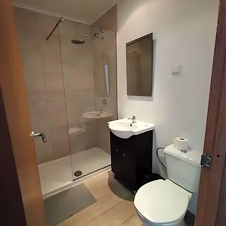 Figueira House In Beira Minho 3* Lizbona